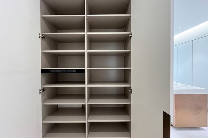 Cheongdam New Two-Room Apartment with Full Op 19th image