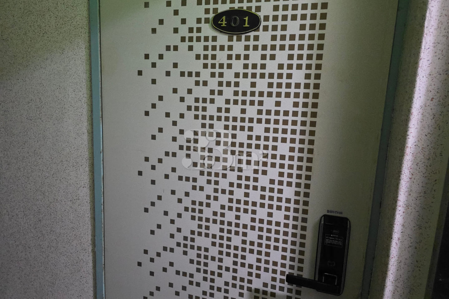 Room 401 1th image