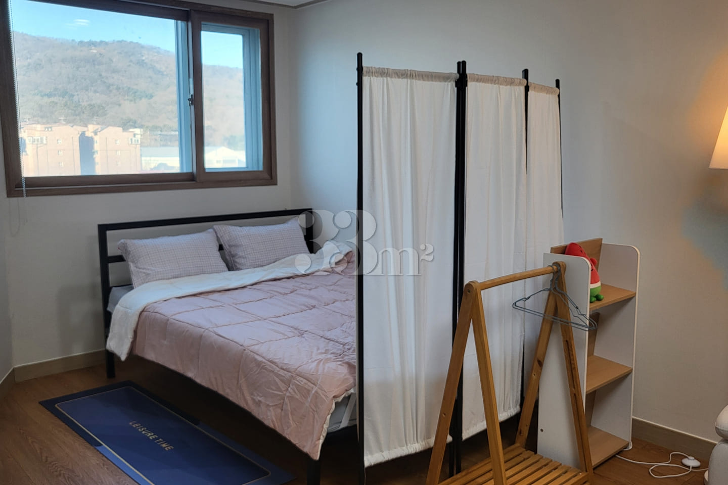 Spacious room, stylish room, close to the sta 12th image