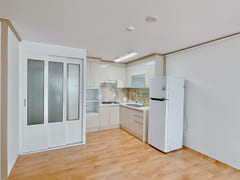 Clean two-room apartment in Dongoe-dong 2th image