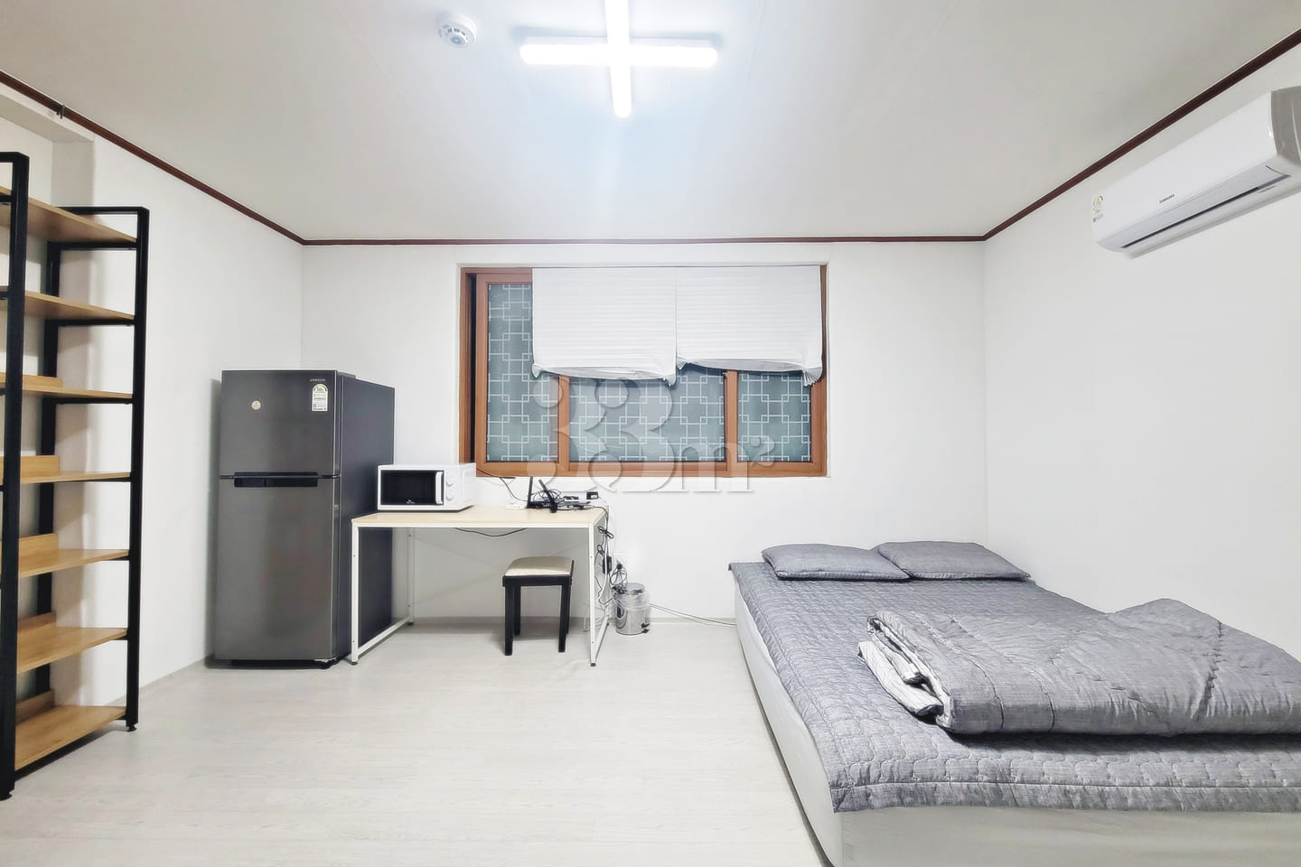 Studio apartment in Myeong-dong, Chuncheon, n 0th image