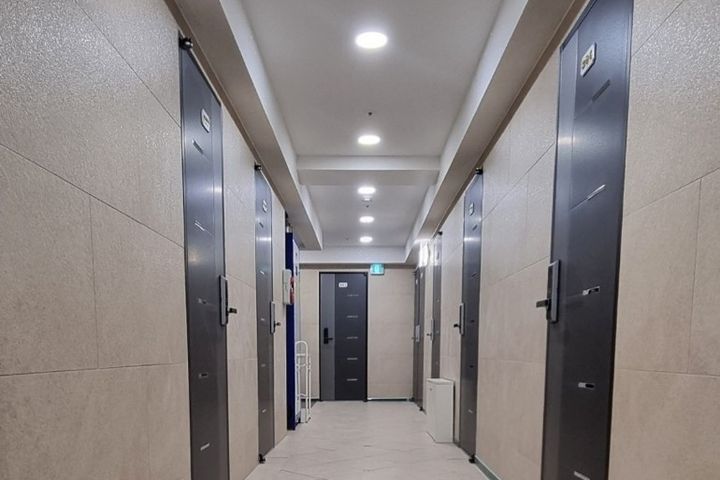 Fully furnished studio apartment near Jamsil  8th image