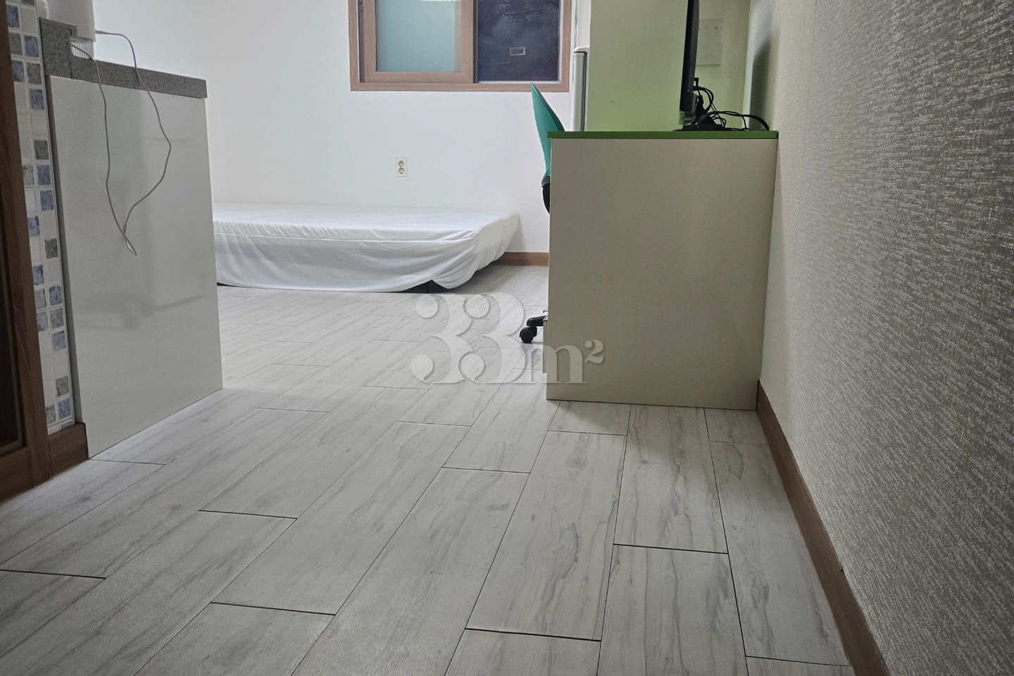 A room located right next to Jihaeng Station 0th image