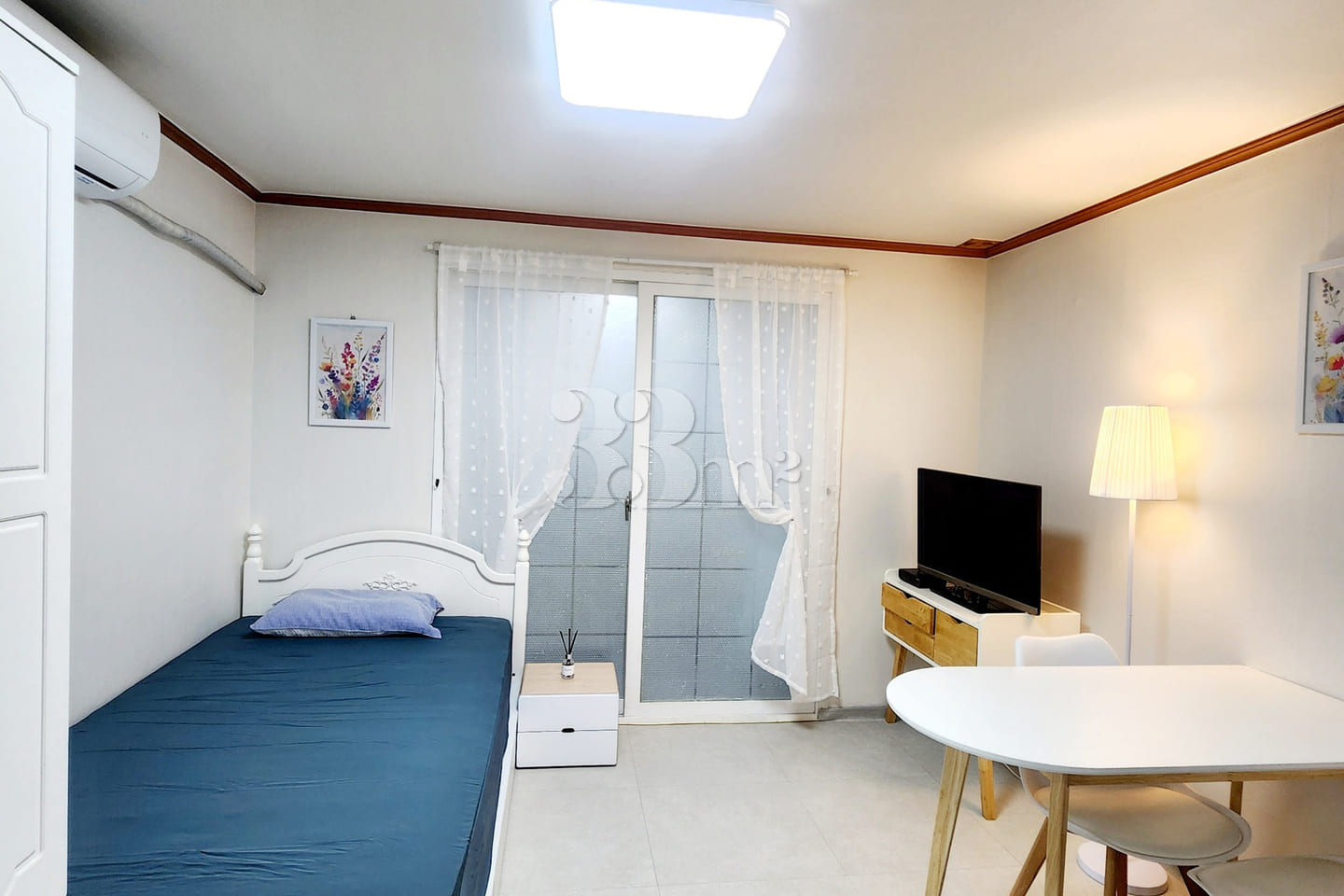 Cozy Studio near Yeungnam University, Gyeongs 1th image