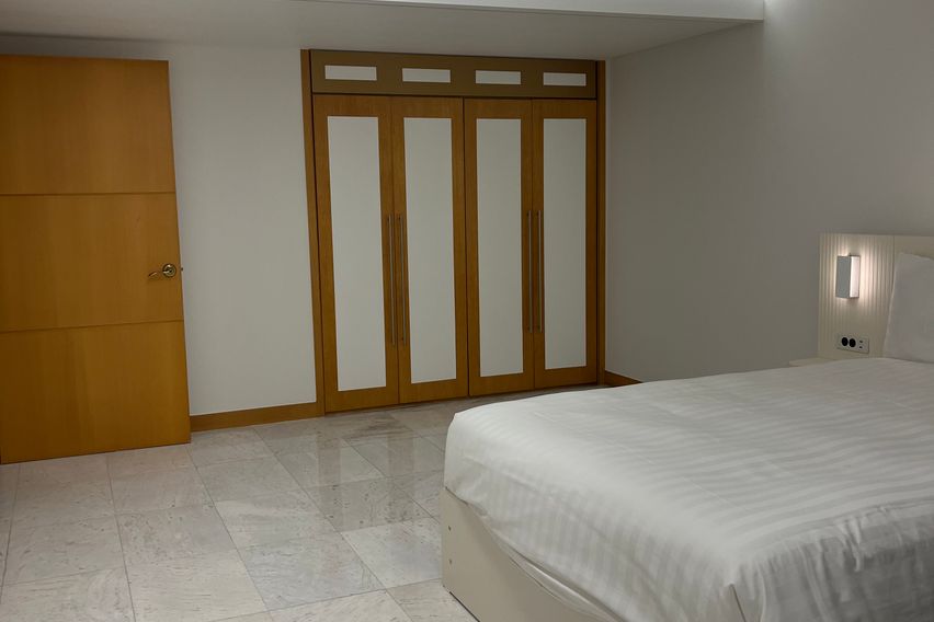 Goldenville 301 3th image