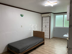 Unit 202, Building B 1th image