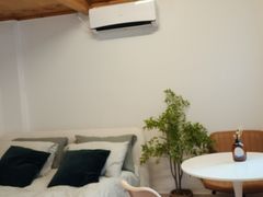 Hanok-style wooden house 8th image