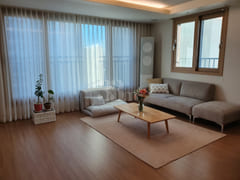 A house with a beautiful view of Seoul. 1th image