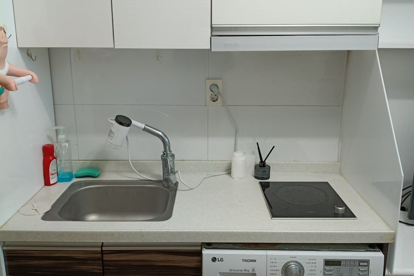 끝에 위치해 조용