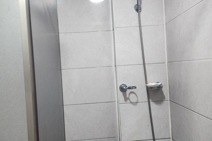 Standard Room 12 5th image