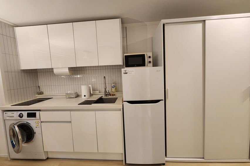 공덕역6번출구 296m