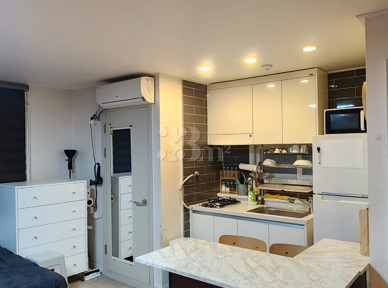 Studio apartment near Yeonsan Station subway 8th image