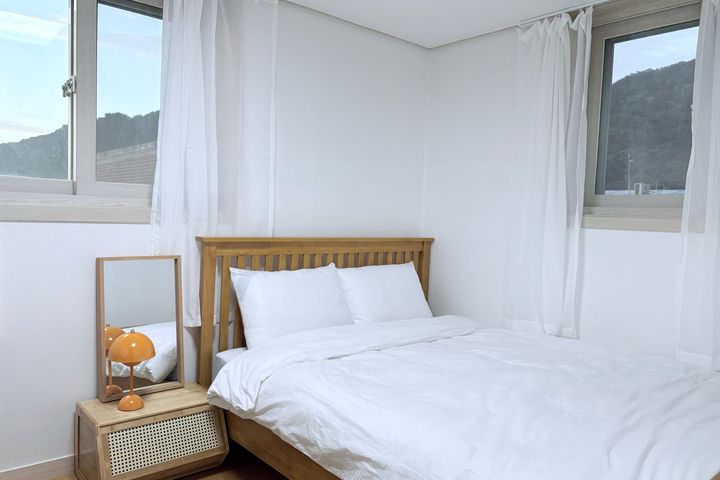 Achasan/Fully Furnished/Maple Viewing Special 4th image