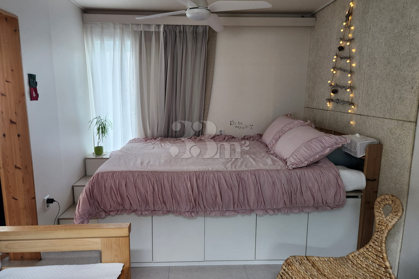 Fully furnished, 2 beds, near EXCO 1th image