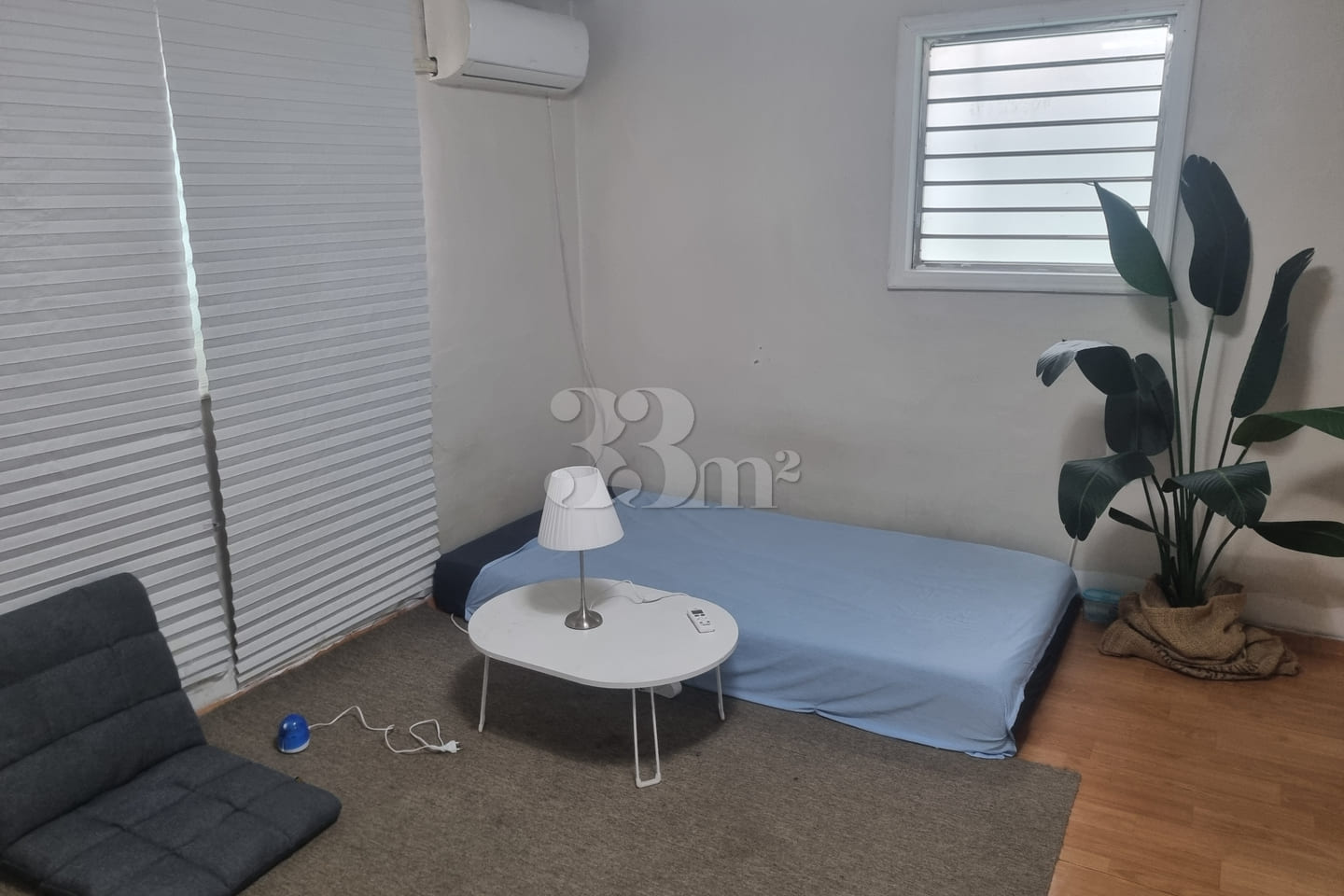 Spacious studio apartment between Hongdae and 1th image