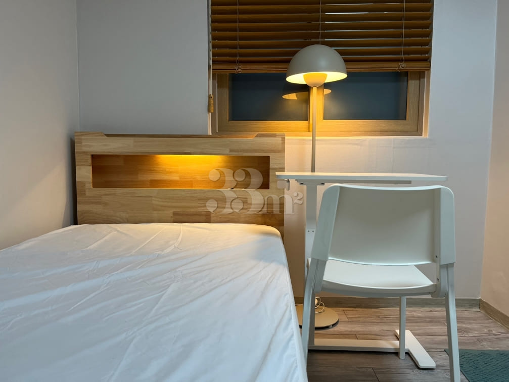 2-minute walk from Sinchon Station (Line 2) 5th image