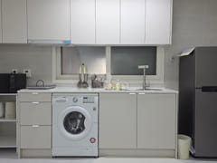 DMC White Stay 4th image