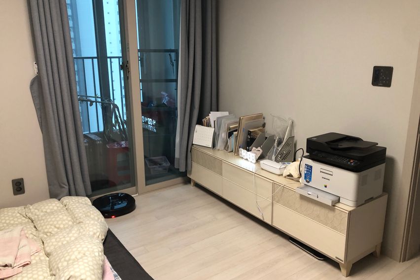 단독 화장실 & TV