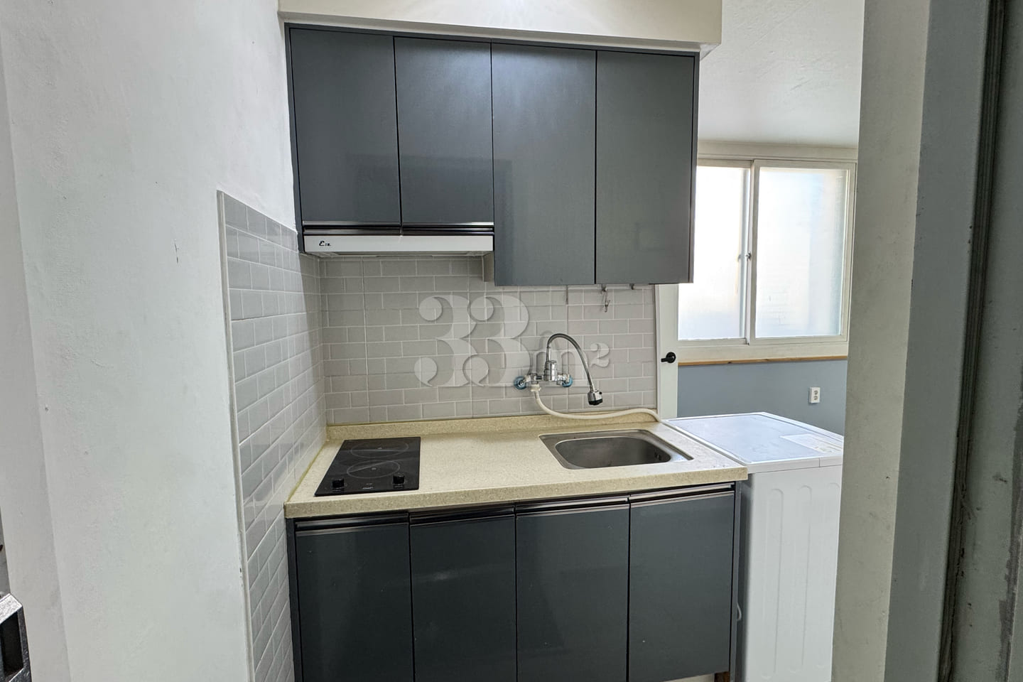 Jeong House, Unit 101 10th image