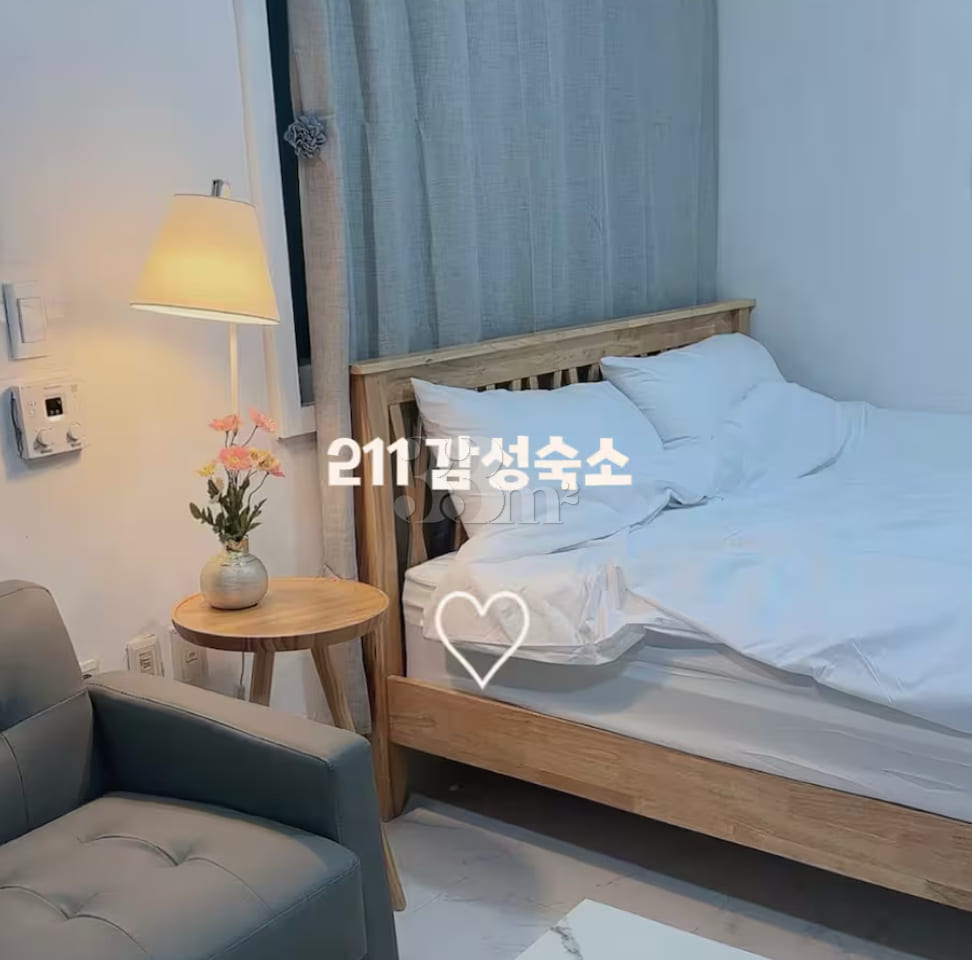 Top-notch cleanliness, unique 211 vibe 0th image