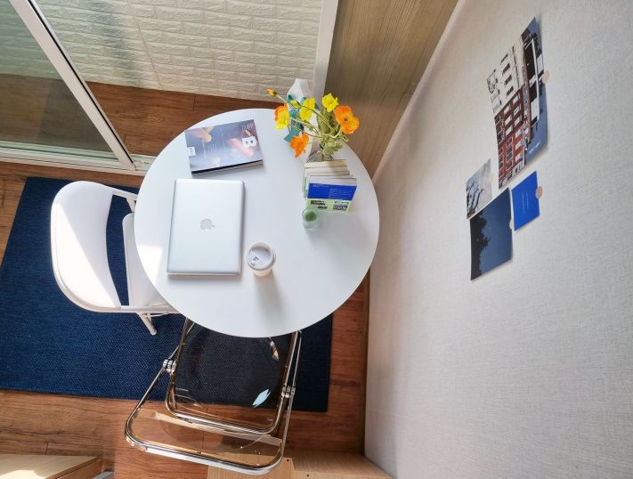 신촌 유럽식 복층텔