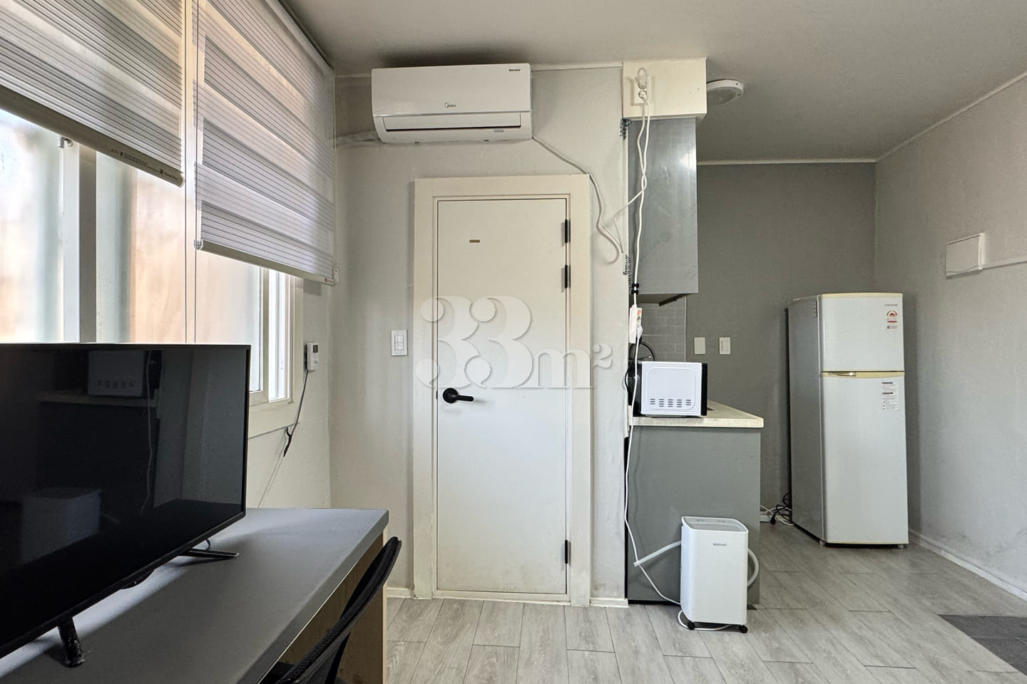 Jeong House, Unit 106 4th image