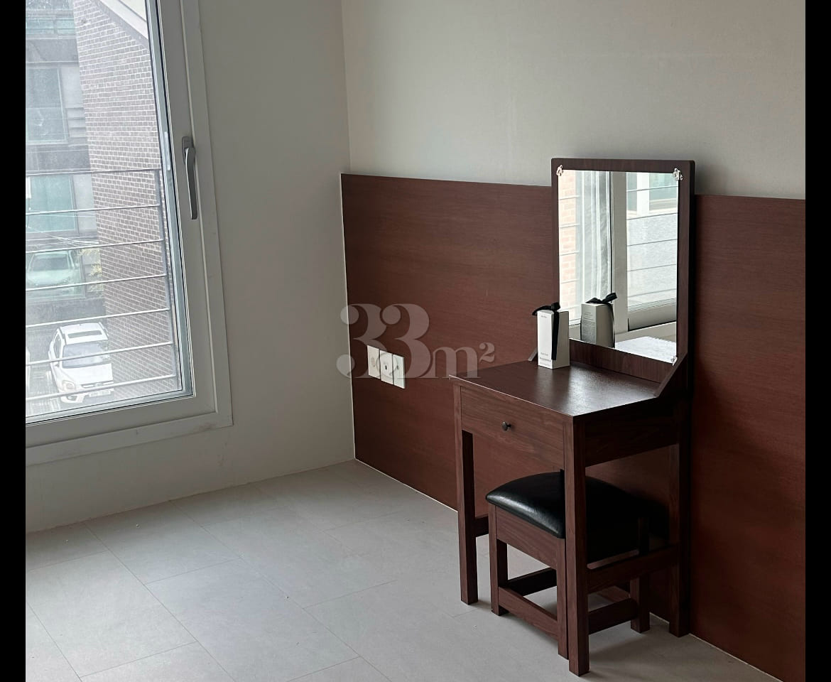 Casa Droc Unit 101 4th image