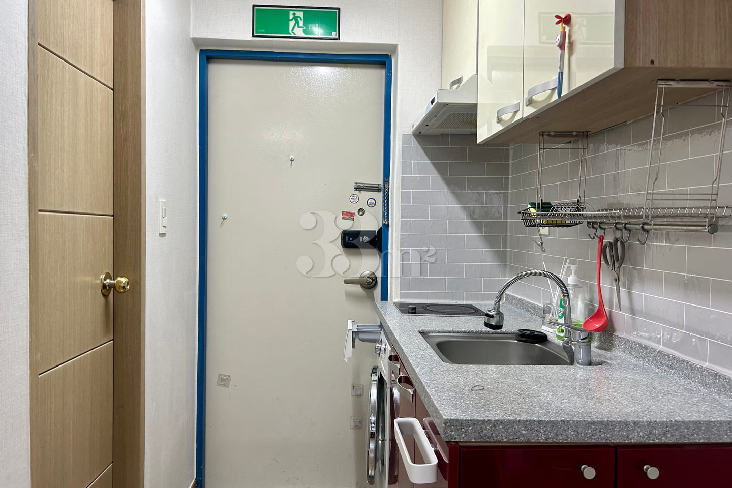 Best value for money, close to the subway sta 7th image