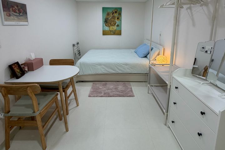 Huam-dong/Namsan/Studio with separate room 1th image
