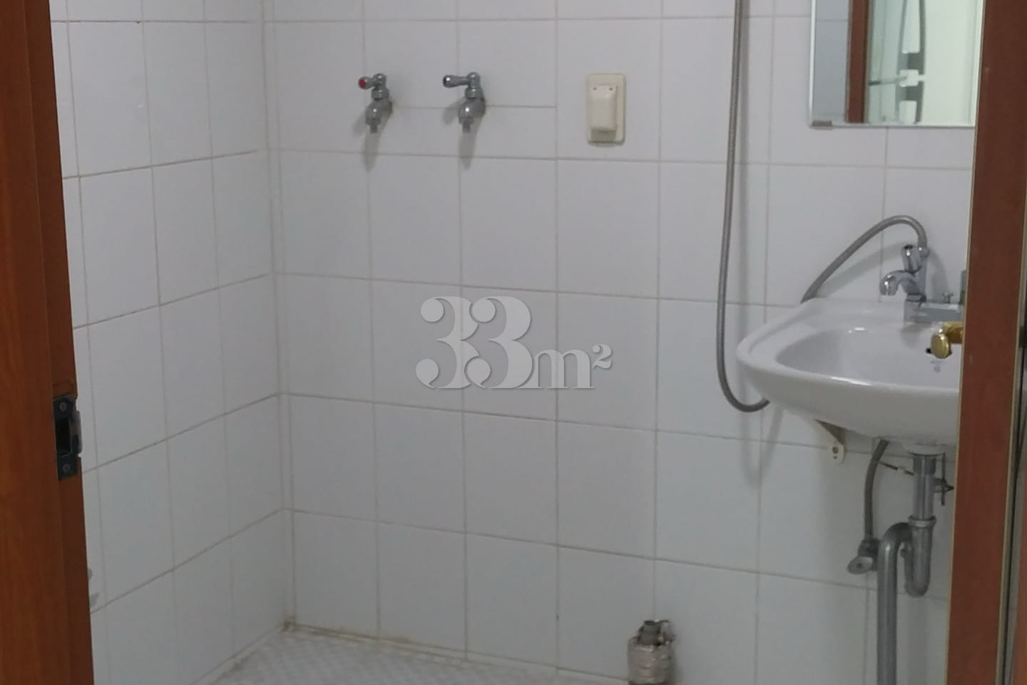 Fully furnished open-plan studio apartment 2th image