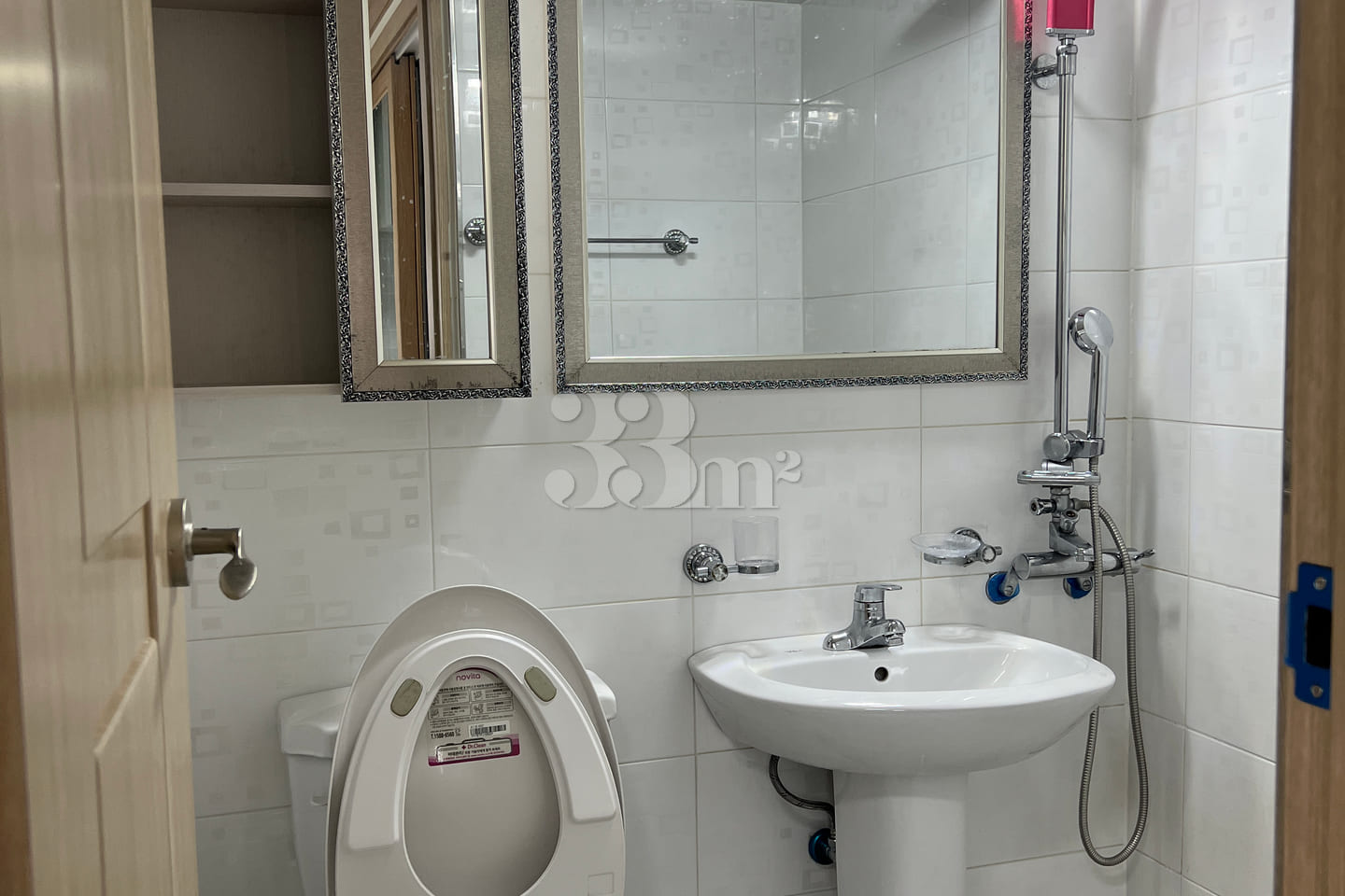 Quiet studio apartment in Eumnae-dong 3th image
