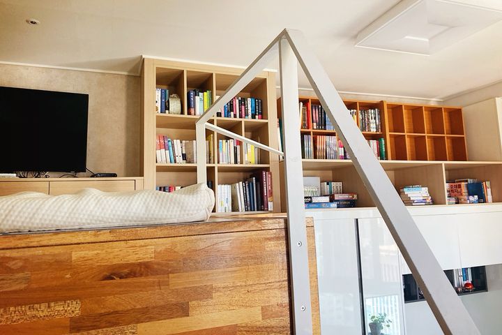 Duplex, fully furnished, with a sky library 11th image