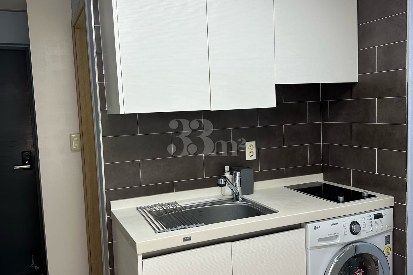 Studio apartment with parking in Seodaemun-gu 1th image