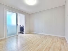 Newly Built 3-Room Unit 202 in Yeosu 5th image