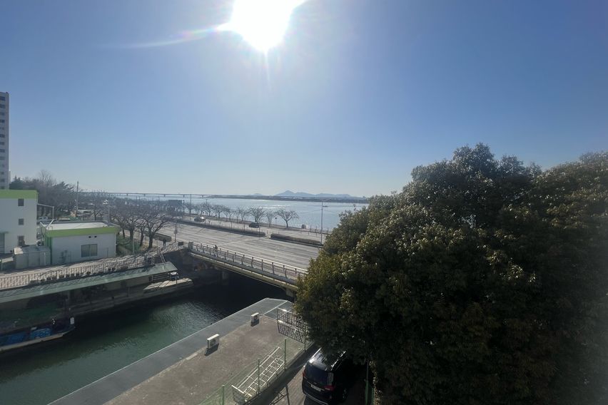 리버뷰 따뜻한 남향집