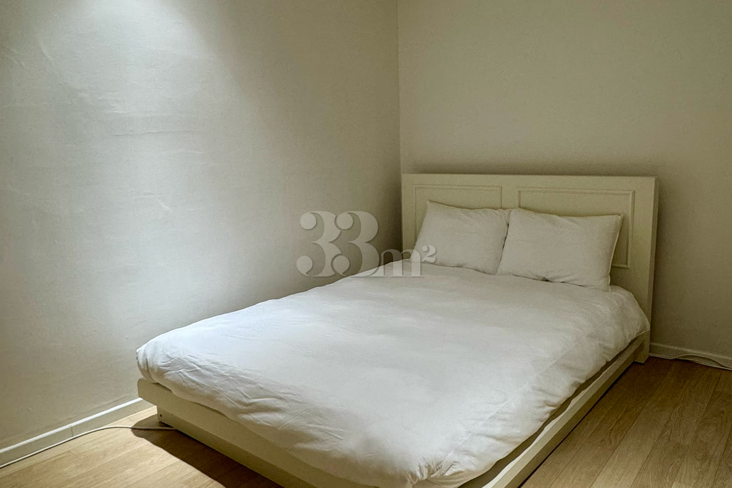 🏙️ Spacious 2-room unit right next to the st 4th image