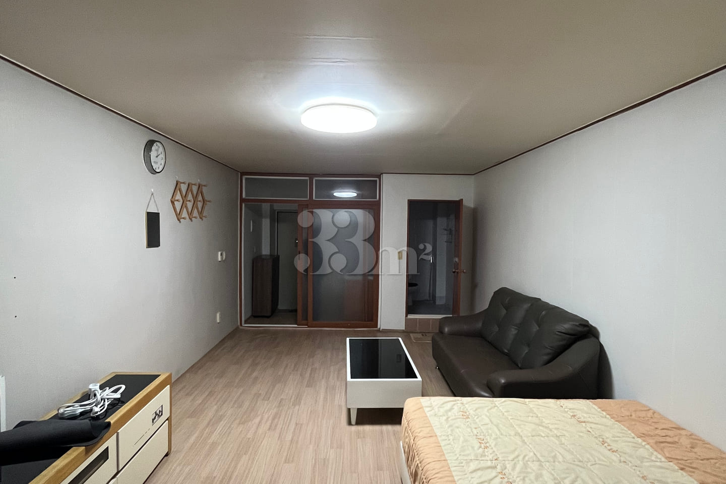 Room 105 0th image