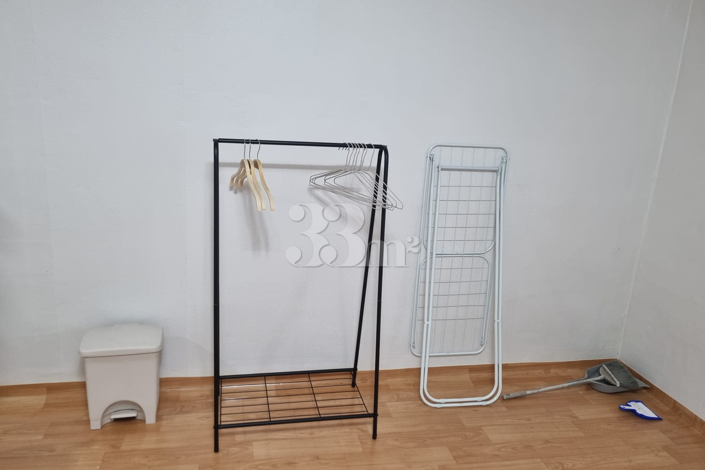 Spacious studio apartment between Hongdae and 7th image