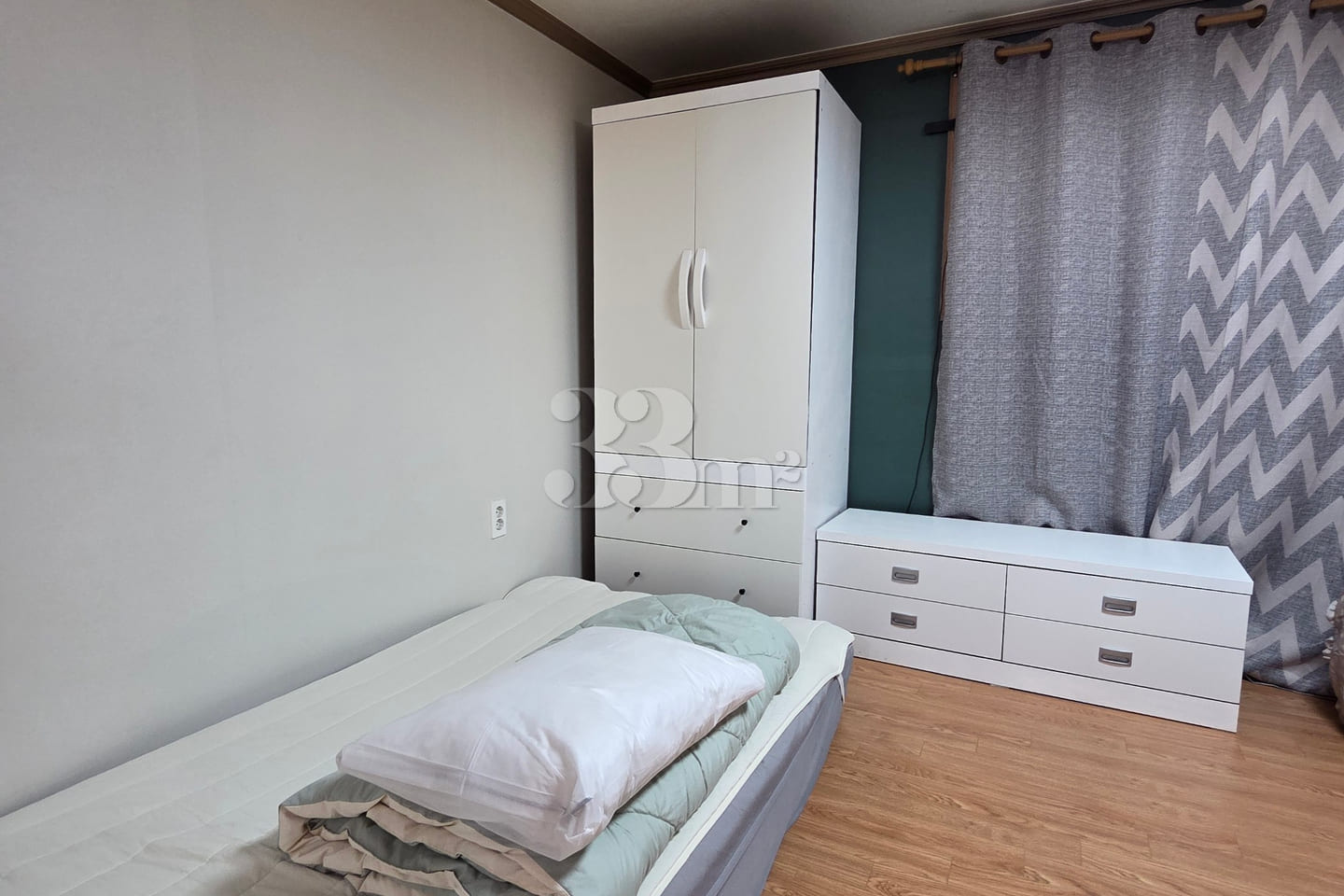 Yujin's spacious rooftop room 6th image