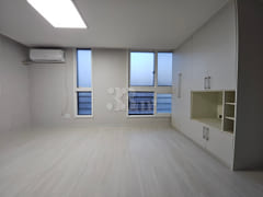 A neat and perfect studio apartment 0th image