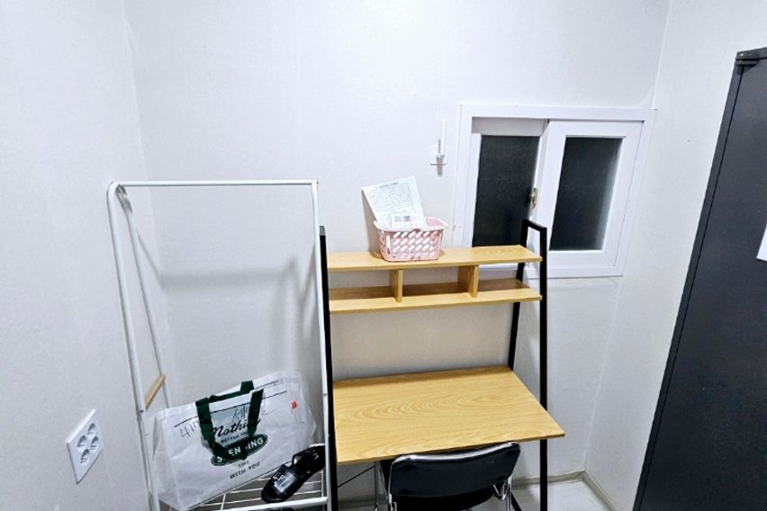 우디스테이 여성스탠외창 3번째 이미지