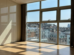9-pyeong unit with floor-to-ceiling windows, 6th image