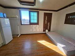 Suite 4th image