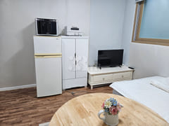 Studio apartment 2 minutes from Kkachisan Sta 3th image