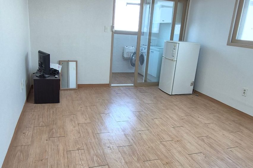 Near LG Innotek in Paju 0th image
