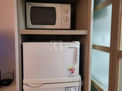 Lia House 9th image