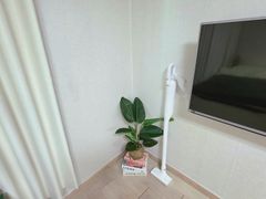 Fully furnished studio right next to the subw 6th image