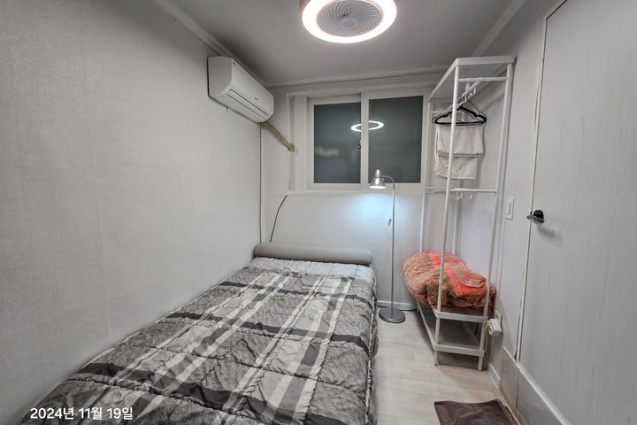 5 minutes from Bucheon Station, Modern White 5th image