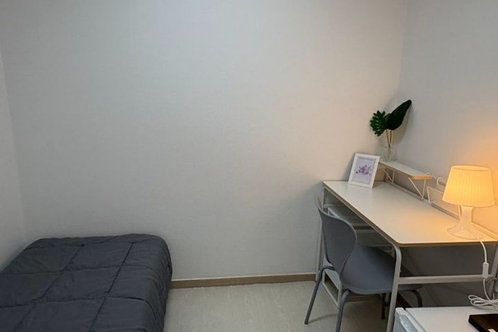 Neat mini-room near Mok-dong Station 3th image