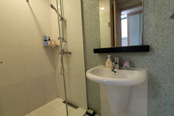 Seolleung Station, fully furnished. NH06 17th image